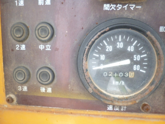 ขายรถบดล้อยาง DYNAPAC CP202W