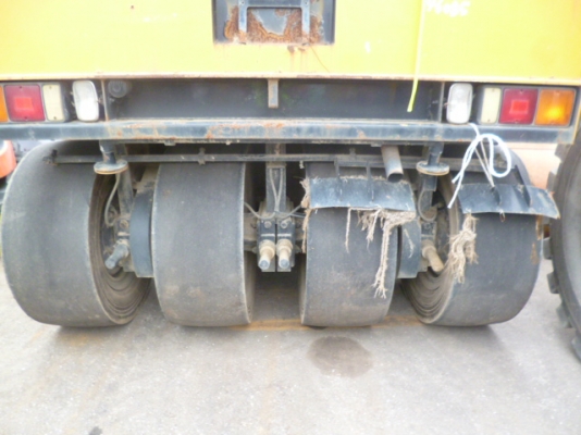 ขายรถบดล้อยาง DYNAPAC CP202W