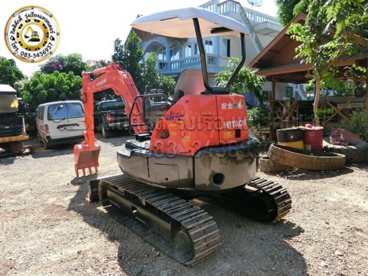 ขายด่วน รถขุดยอดนิยม HITACHI ZX35U เครื่องดี ปั้มดี ช่วงล่างสวย เอวแน่น สภาพพร้อมใช้งาน เป็นรถขุดเก่านอกนำเข้าจากญี่ปุ่น 100\% ราคา 450,000 บาท สนใจติดต่อ 083-3436937 กิตติศักดิ์