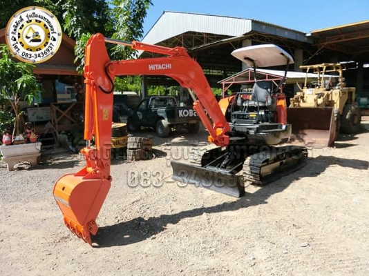 ขายด่วน รถขุดยอดนิยม HITACHI ZX35U เครื่องดี ปั้มดี ช่วงล่างสวย เอวแน่น สภาพพร้อมใช้งาน เป็นรถขุดเก่านอกนำเข้าจากญี่ปุ่น 100\% ราคา 450,000 บาท สนใจติดต่อ 083-3436937 กิตติศักดิ์