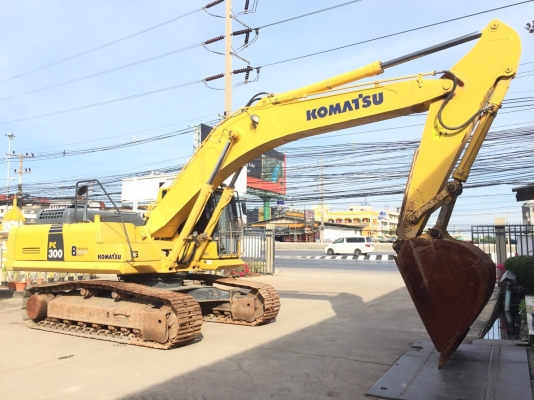 Komatsu PC300-8  รถเก่านอก เหมือนใหม่