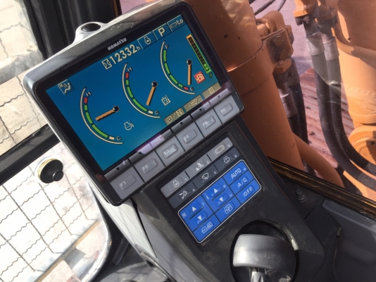 Komatsu PC300-8  รถเก่านอก เหมือนใหม่