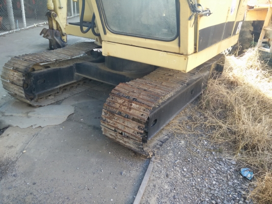 โปรโมชั่นปลายปีลดราคากันสุดๆ รถแม็คโค CAT E70 เก่านอกแท้ราคาเบา สภาพดี เครื่องยนต์ดี สนใจติดต่อสันต์ 092-2603737