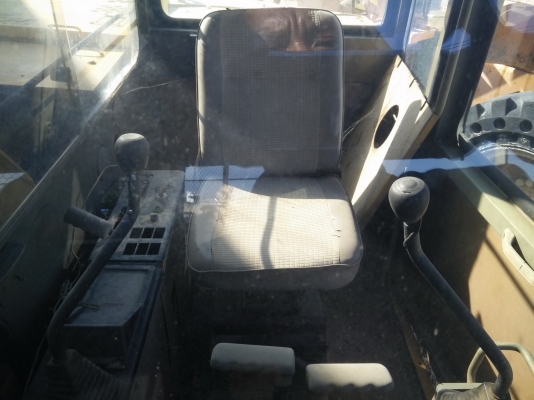 โปรโมชั่นปลายปีลดราคากันสุดๆ รถแม็คโค CAT E70 เก่านอกแท้ราคาเบา สภาพดี เครื่องยนต์ดี สนใจติดต่อสันต์ 092-2603737