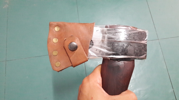 ขายขวานเสือ1 1/4ปอน HULT'S CELEBRATED AXES. MADE IN SWEDEN.เล่มที่2