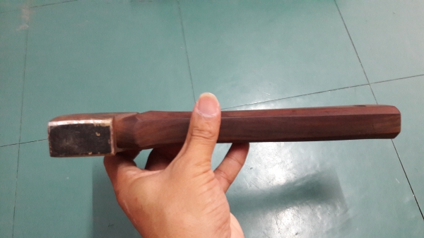 ขายขวานเสือ1 1/4ปอน HULT'S CELEBRATED AXES. MADE IN SWEDEN. ขายขวานเสือ1 1/4ปอน HULT'S CELEBRATED AXES. MADE IN SWEDEN.