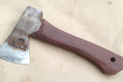 ขายขวานเสือ1 1/4ปอน HULT'S CELEBRATED AXES. MADE IN SWEDEN. ขายขวานเสือ1 1/4ปอน HULT'S CELEBRATED AXES. MADE IN SWEDEN.