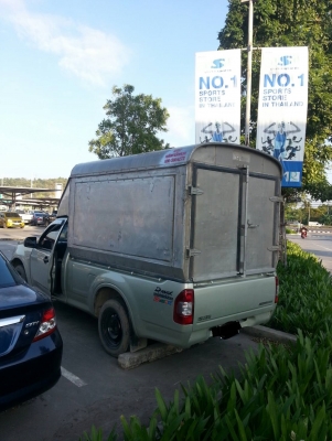 ขายหลังคา 1 เมตร 80 D-max ตอนเดียว 7,500 สภาพนางฟ้า โทร 092-861-5226