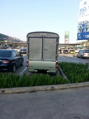 ขายหลังคา 1 เมตร 80 D-max ตอนเดียว 7,500 สภาพนางฟ้า โทร 092-861-5226