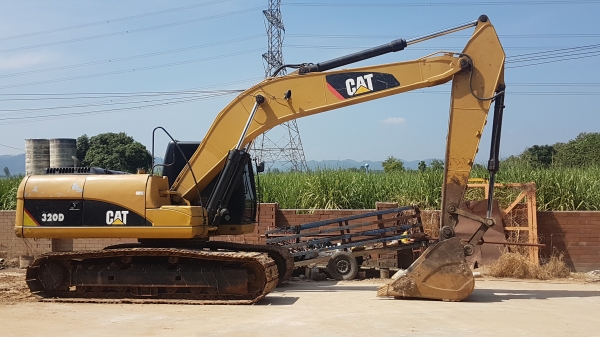 320D ญี่ปุ่น