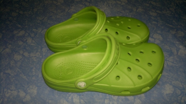 รองเท้า Crocs แท้ สภาพดี