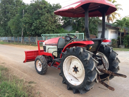 ขายยันม่าร์ EF352T พร้อมใบดันหน้า สภาพพร้อมใช้ สนใจติดต่อครับ