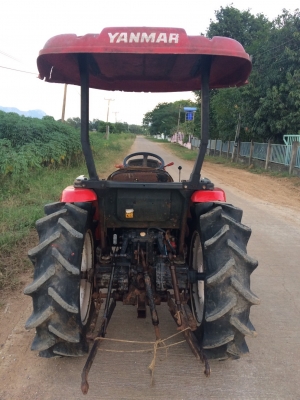 ขายยันม่าร์ EF352T พร้อมใบดันหน้า สภาพพร้อมใช้ สนใจติดต่อครับ