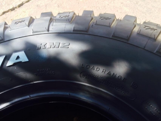 ยางใหม่ BF Goodrich Mud-Terrain KM2 315 75 r16
