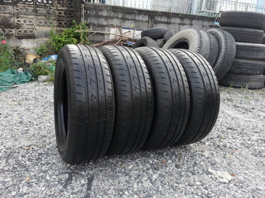 ขายยาง205/60R16 บริดสโตน อีโคเปีย ยางสัปดาห์ที่31ปี15 ดอกยางหนาเต็มสดไม่แตกลายไม่ร้าวไม่กินข้าง จำนวน 1 ชุด