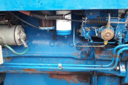 ขาย ford 8210 2 เพลา รถเก่านอก สภาพดีพร้อมใช้งาน พร้อมเอกสารการนำเข้า ราคา 450000 บาท 084-5424150