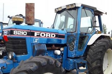 ขาย ford 8210 2 เพลา รถเก่านอก สภาพดีพร้อมใช้งาน พร้อมเอกสารการนำเข้า ราคา 450000 บาท 084-5424150