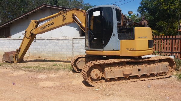 ขาย 695,000 SUMITOMO SH 135 U สภาพเก่านอก เครื่องดี ปั้มแรง เอวแน่น ช่วงล่างเต็ม เอกสารอินวอยท์ 090-772-3710 090-772-3708