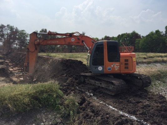 ขาย!! >>> Hitachi Zx135 รุ่น 1 <<< รถสวย พร้อมใช้งาน 098-7155789 น้องวุฒิ ขาย!! >>> Hitachi Zx135 รุ่น 1 <<< รถสวย พร้อมใช้งาน 098-7155789 น้องวุฒิ