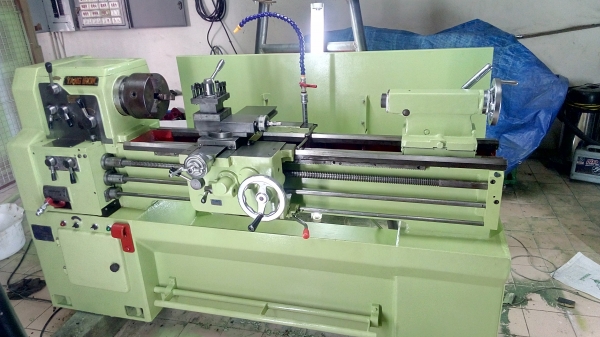 ขายเครื่องกลึง6ฟุต400&times;1000