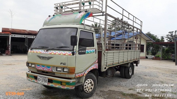 ขายด่วน รถบรรทุก 6 ล้อ HINO FC2W 120 แรง ยาว 5.5M สภาพเดิมๆ สวย พร้อมใช้งาน ราคาสุดคุ้ม