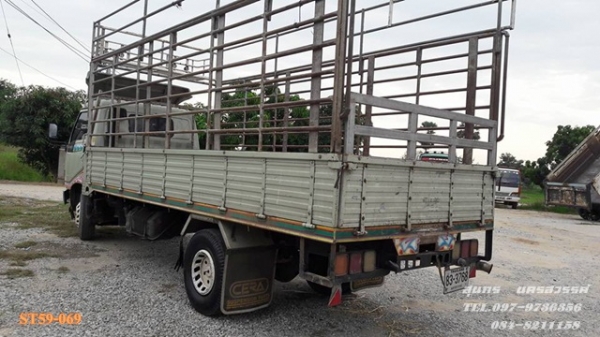 ขายด่วน รถบรรทุก 6 ล้อ HINO FC2W 120 แรง ยาว 5.5M สภาพเดิมๆ สวย พร้อมใช้งาน ราคาสุดคุ้ม