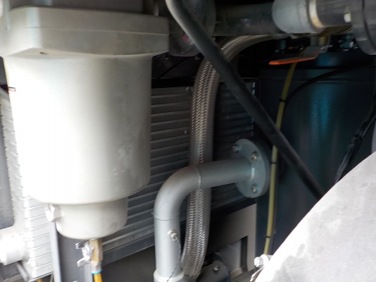 AIRMAN PDS390SD-5C1 ปี 2013 เครื่อง Isuzu คอมมอนเรลรุ่นล่าสุดชนห้าง จากญี่ปุ่น