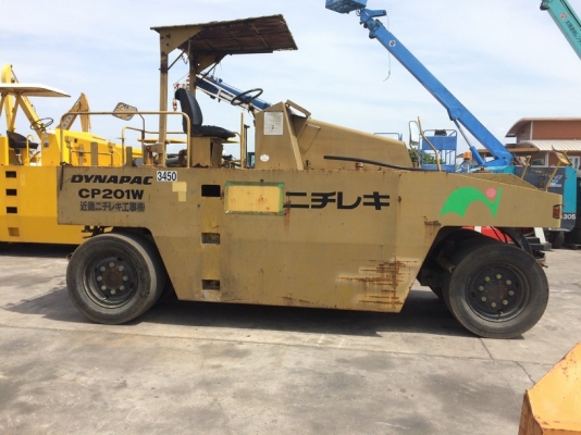 รถบด Dynapac CP201W ราคาโปรโมชั่น ลดกระหน่ำต้อนรับปีใหม่ครับ