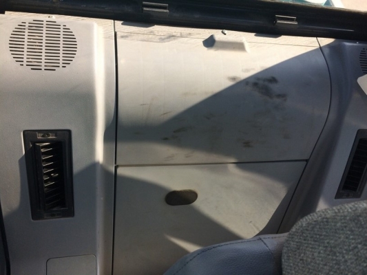 Kobelco SK135SR-1ES-YY04 ปี 2007 มีใบมีดดันดิน สภาพสวยจริง ๆ ครับ