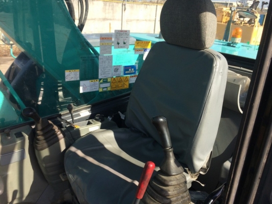 Kobelco SK135SR-1ES-YY04 ปี 2007 มีใบมีดดันดิน สภาพสวยจริง ๆ ครับ