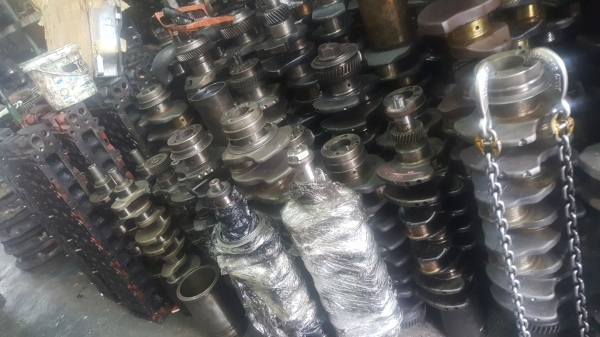 เครื่อง 4HK1