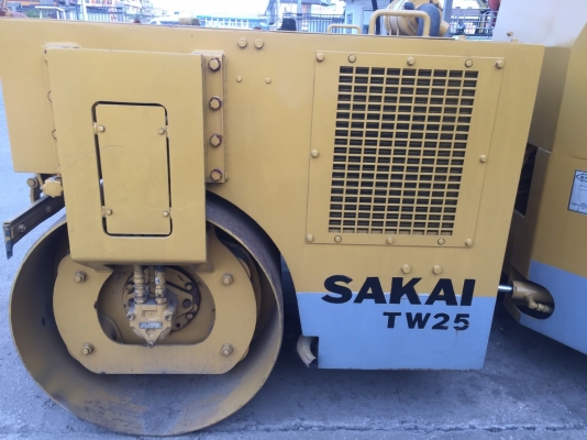 รถบด SAKAI TW500 เก่านอกแท้ พร้อมใช้งาน