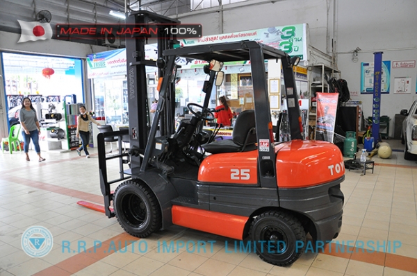 ขายรถโฟล์คลิฟท์มือสอง TOYOTA รุ่น 6FD25-10919 นำเข้าจากประเทศญี่ปุ่น 100\% ไม่เคยใช้งานในไทย