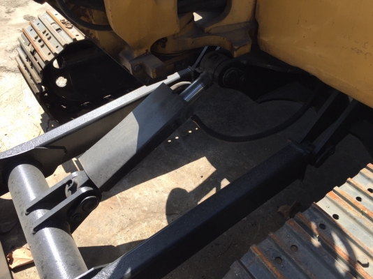 CAT 305C เก่านอกนำเข้า พร้อมใช้งาน