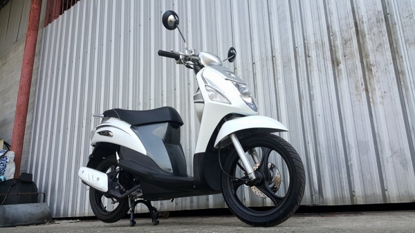 Let Premium อายุไม่ถึงปี วิ่ง 300 กิโลเดิมยันหัวน๊อต ราคาลดได้จ้า Let Premium อายุไม่ถึงปี วิ่ง 300 กิโลเดิมยันหัวน๊อต ราคาลดได้จ้า