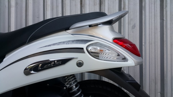 Let Premium อายุไม่ถึงปี วิ่ง 300 กิโลเดิมยันหัวน๊อต ราคาลดได้จ้า Let Premium อายุไม่ถึงปี วิ่ง 300 กิโลเดิมยันหัวน๊อต ราคาลดได้จ้า