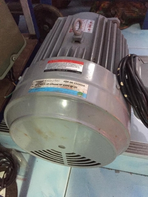ขายมอเตอร์ MITSUBISHI 5HP 220V สวยๆๆ มือสองครับ ขายมอเตอร์ MITSUBISHI 5HP 220V สวยๆๆ มือสองครับ