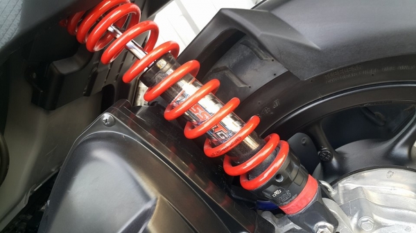 Zoomer X 2014 รถสวยมากๆ วิ่งน้อยมาก โช๊ค YSS อย่างดี ต่อรองได้จ้า