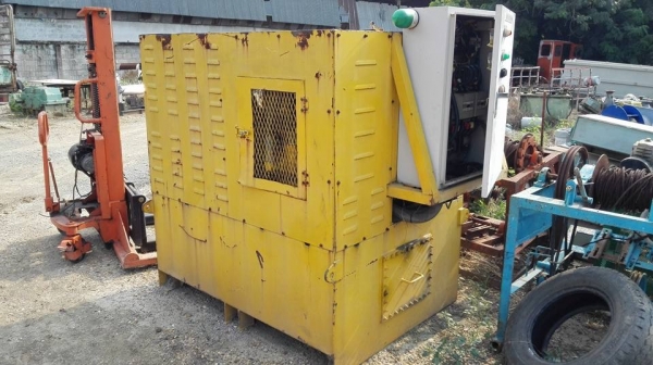 ** SOLD ** ชุดปั้มน้ำมันไฮดรอลิคญี่ปุ่นขนาดใหญ่ มอเตอร์ Mitsu 75 HP 200V ถังจุ 1000 ลิตร พร้อมตู้คอนโทรล ลงตู้สดนอก!!