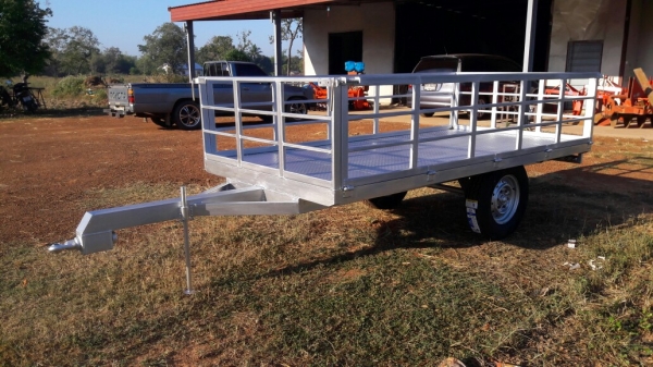 ขายเทรเลอร์ขนาด1.50X3.00เปิดได้สามด้าน