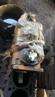 ขายปั้มไฮโดรลิค แมคโคร 12 HT