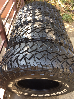ยาง Mud Maxxis 31 10.5 R15 ปี16 ดอกเต็ม เนื้อนิ่มๆ ไม่มีปะ ราคาไม่แพง