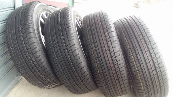 ขายล้อแม็กป้ายแดง honda jazz 16" ยางปี16 สนใจติดต่อ ตาเล็ก ล้อและยางครับ 081-3747940