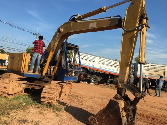 KOMATSU. 100-2เครื่องเดิมปั้มเดิม