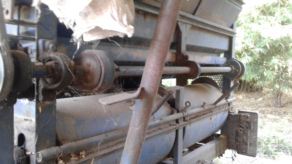 ขายตามสภาพตู้นวดข้าวเกษตรพัตนาสิงห์เปลือยจัมโบ5ฟุตครึง