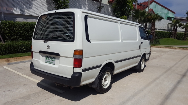 Toyota Hiace 3.0ดีเซลปี2003ธ.ค. Toyota Hiace 3.0ดีเซลปี2003ธ.ค.