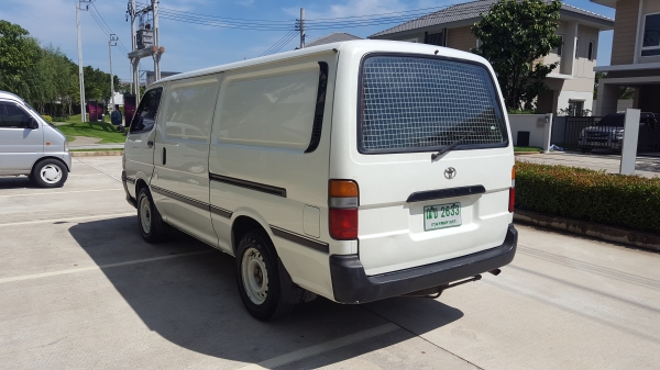 Toyota Hiace 3.0ดีเซลปี2003ธ.ค. Toyota Hiace 3.0ดีเซลปี2003ธ.ค.