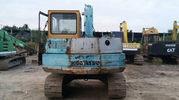 ขายด่วน KOMATSU PC60-5 รถสภาพเก่านอก เครื่องปั้มพร้อมทำงาน โซ่ช่วงล่างเต็ม รถพร้อมใช้งาน เอกสารใบแจ้งจำหน่าย