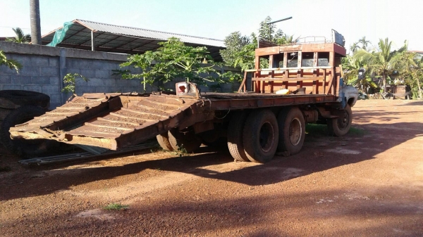 ขาย เทนเลอร์ 10 ล้อ หัวยาว เพลาเดียว ไม่มีทะเบียน เครื่อง 6BD1 165 แรงม้า เกียร์ร็อค เฟืองท้ายใหญ่ ราคาต่อรองได้ครับ