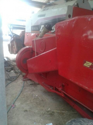 รถอัดฟาง นิวฮอลแลน พร้อมทำงาน ราคา 200000 บาท วันทูคอล 0986683479 dtac 0991751349 สิทธิ์ คับ